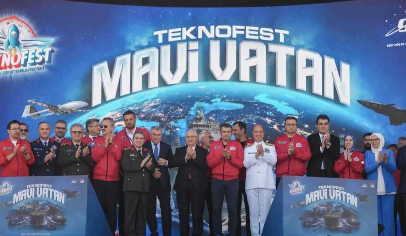 Bakan Yaşar Güler: "TEKNOFEST kuşağının ortaya koyduğu heyecan, azim ve özgüven bizleri gururlandırıyor"