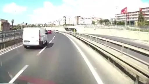 Fatih’te trafikte makas atan sürücüye 96 bin TL ceza