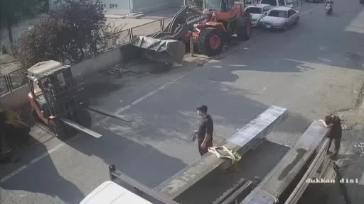 Tekirdağ’da pes dedirten kaza: Motosikletli forkliftin demir ayaklarına çarptı