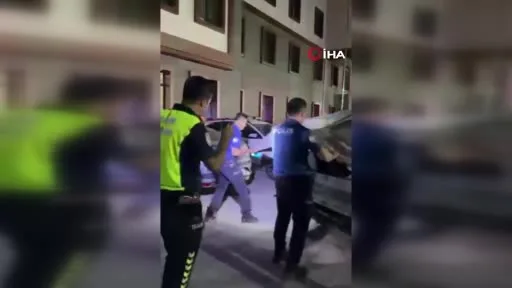 Kamyonette 19 düzensiz göçmen yakalandı: Sürücü tutuklandı