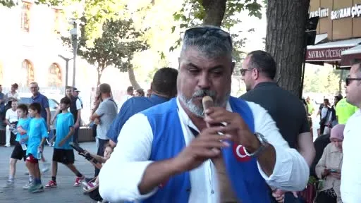 Geleneksel Kurtdereli Mehmet Pehlivan Yağlı Güreşleri’nin 1. günü kortejle sona erdi