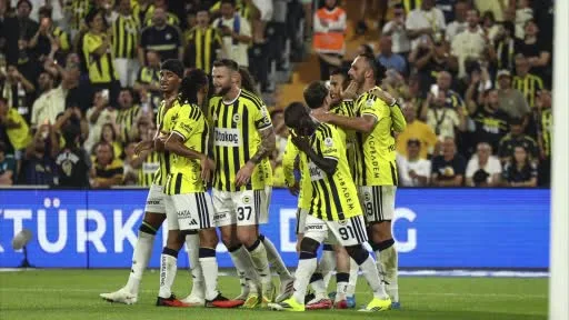 Trendyol Süper Lig: Fenerbahçe: 4 - Konyaspor: 2 (Maç sonucu)