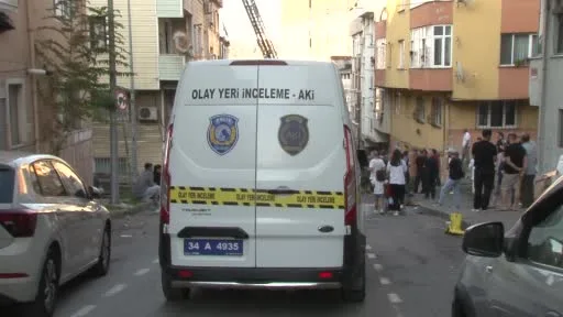 Gaziosmanpaşa’da çatı katında yangın: 1 ölü