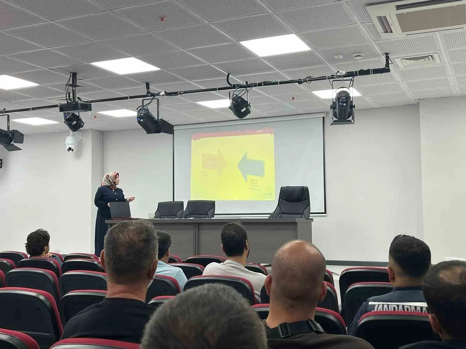 Gönen’de afetlere karşı psikososyal destek eğitimi