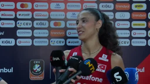 Deniz Uyanık: "Bu formayı terletmek gerçekten çok büyük bir gurur"