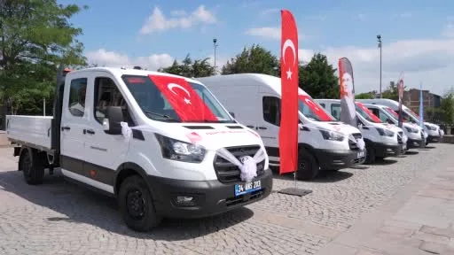 Esenyurt Belediyesi, filosuna 50 yeni araç daha kattı