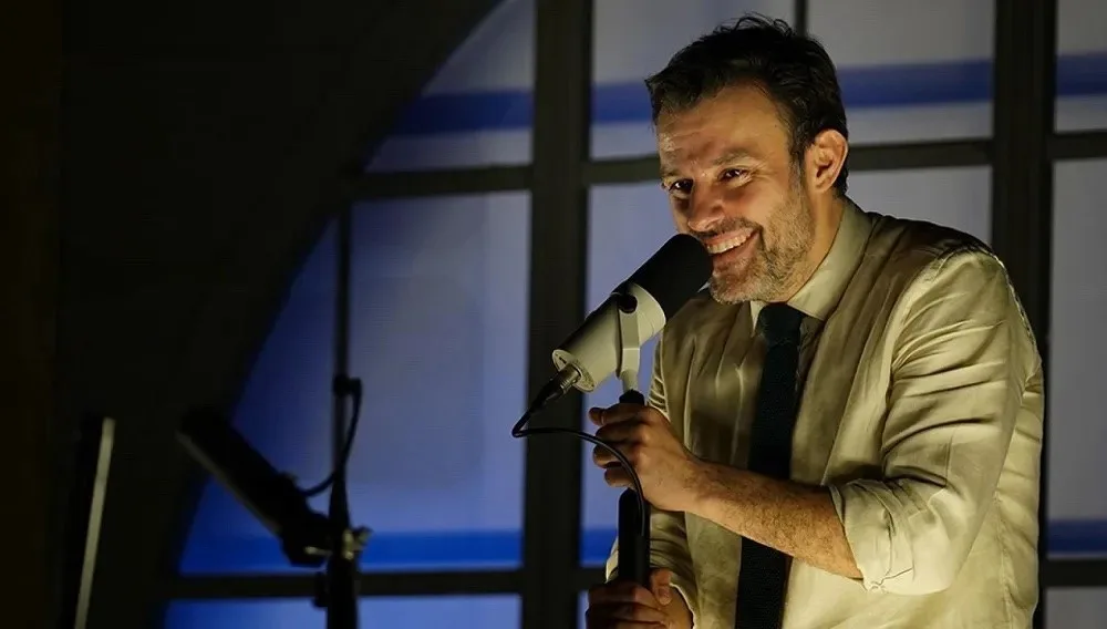Salih Bademci’den tek kişilik tiyatro performansı: "Sesler"