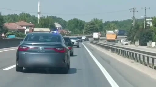 İstanbul ve Kocaeli’ne silah sevkiyatı yapacaktı, Sakarya’da 100 tabancayla yakalandı