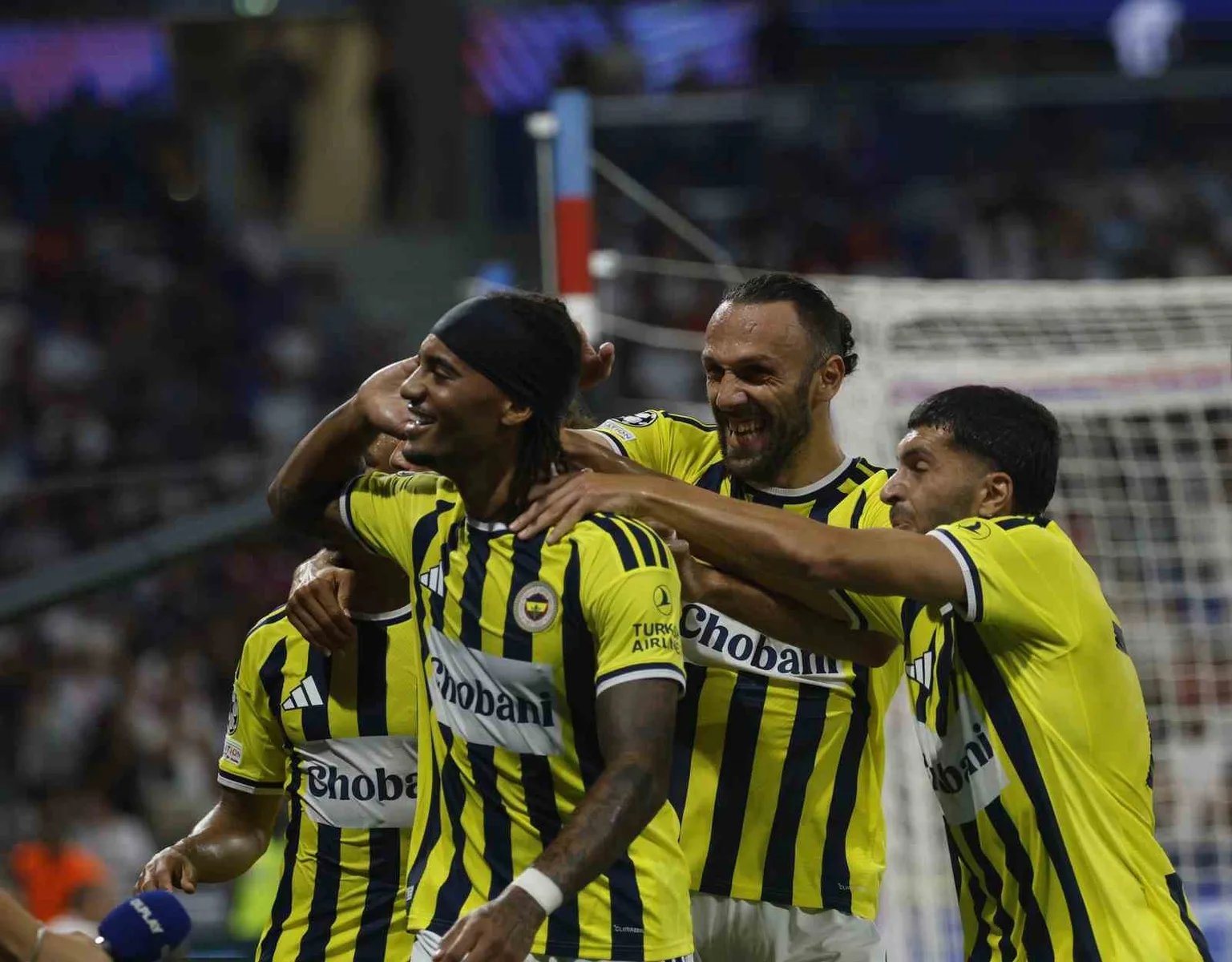 Fenerbahçe, Devler Ligi hasretini sonlandırdı