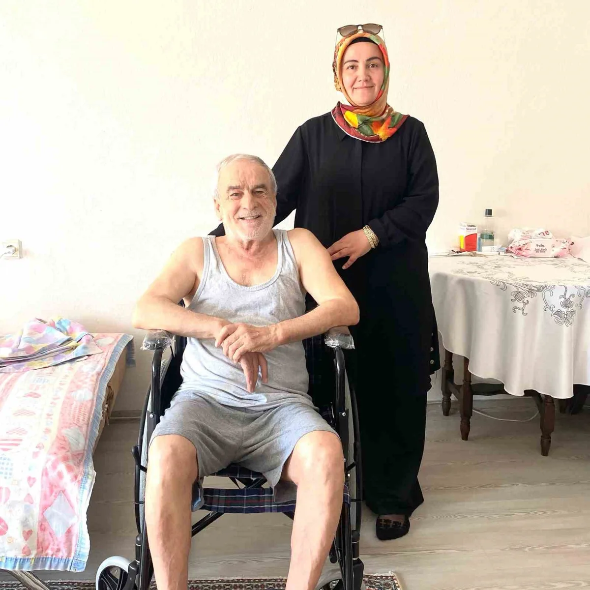 Burhaniye’de kadın muhtar Yasemin Kozan ihtiyaç sahipleri için seferber oldu