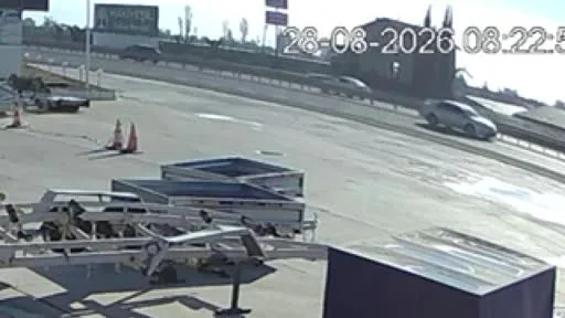 Bursa’da motosikletteki 2 kişi ölümden böyle döndü