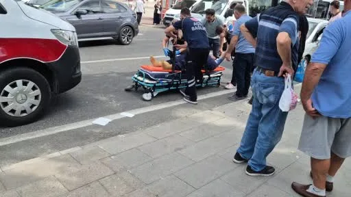 Tekirdağ’da yolun karşısına geçmeye çalışan kadına otomobil çarptı