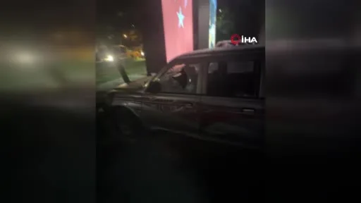 Lüleburgaz’da gece yarısı araçların camları kaldırım taşıyla kırıldı
