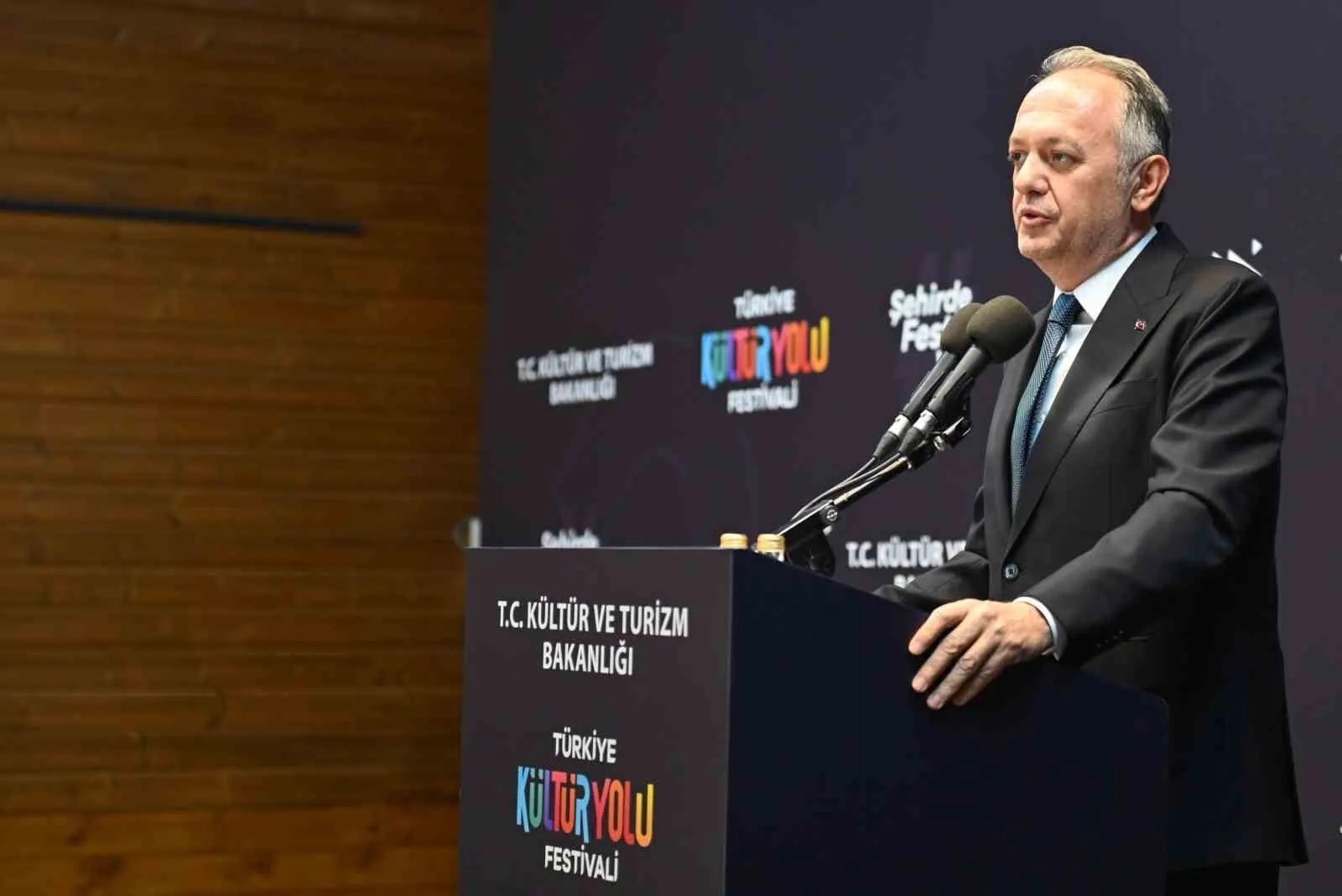 Bakan Yardımcısı Gökhan Yazgı: Türkiye Kültür Yolu Festivali, bizim için yalnızca konserlerden, sergilerden ve etkinliklerden ibaret değildir. Biz bu festivallerle şehirlerimizin ruhunu görünür kılmak istiyoruz