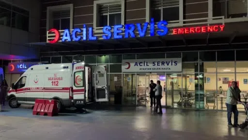 Çanakkale’de evinde rahatsızlanan komedyen Cem Yılmaz hastaneye kaldırıldı