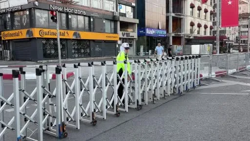 30 Ağustos Zafer Bayramı kutlamaları nedeniyle Vatan Caddesi trafiğe kapatıldı