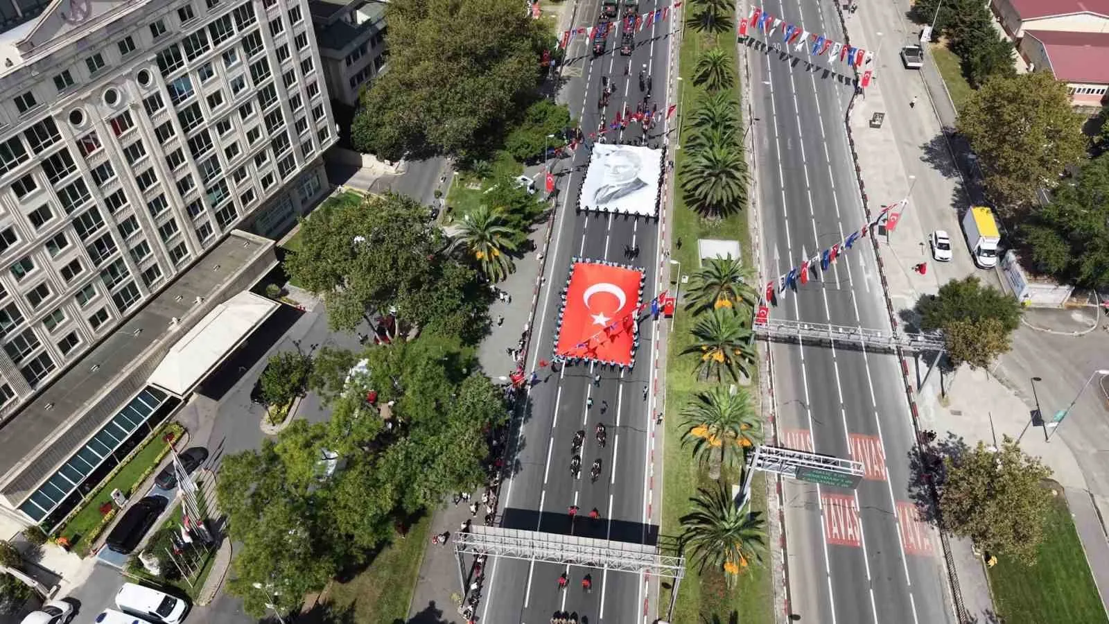 Vatan Caddesi’nde 30 Ağustos Zafer Bayramı töreni