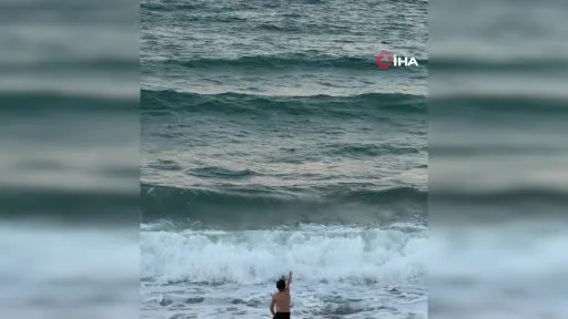 Karaburun’da dalgaların sürüklediği 58 yaşındaki adam hayatını kaybetti