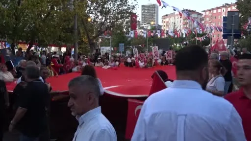 Büyük Zafer’in 104’üncü yılı Kartal’da görkemli kutlamalarla taçlandı