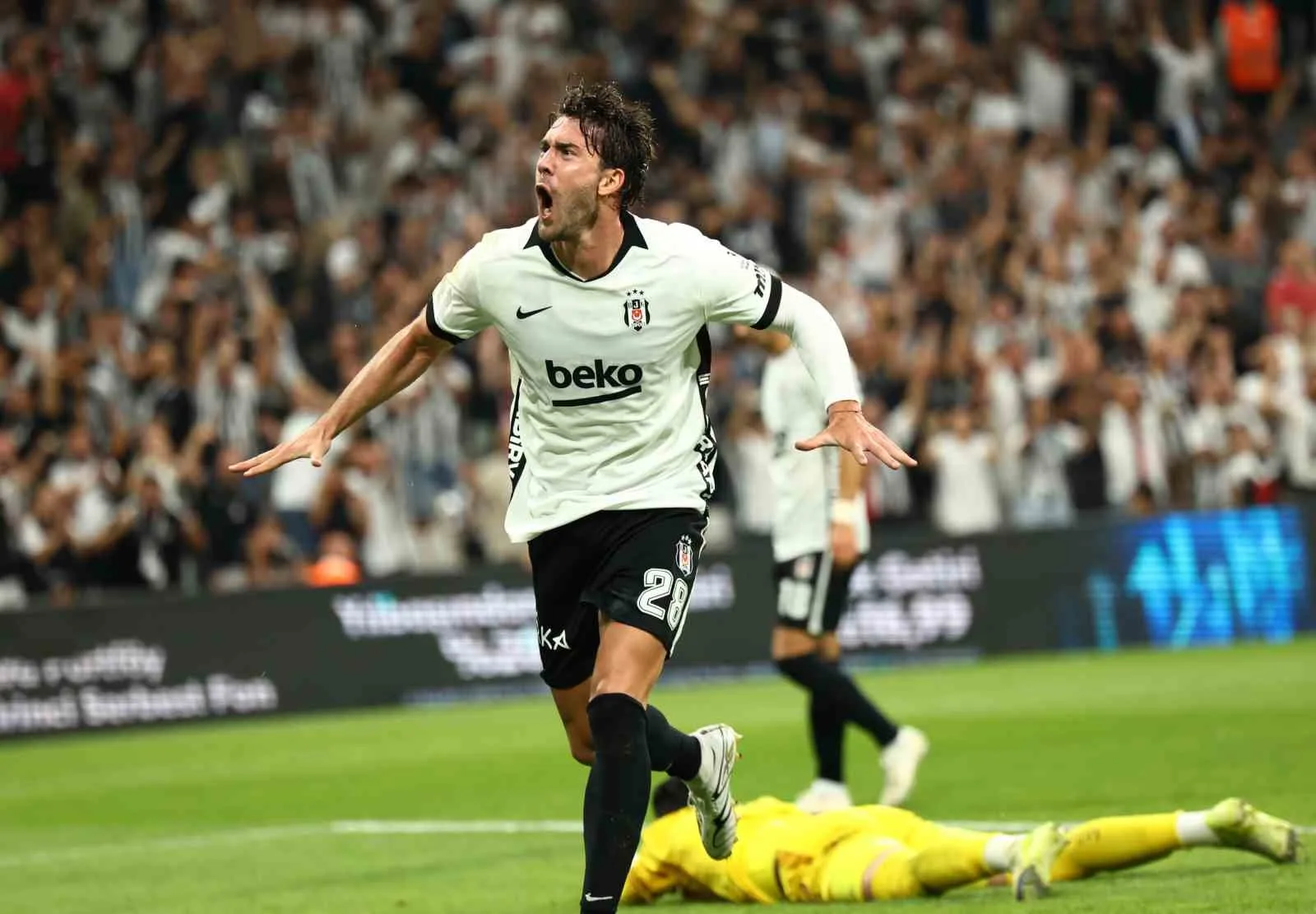 Dusan Vlahovic, ilk gollerini Dolmabahçe’de attı