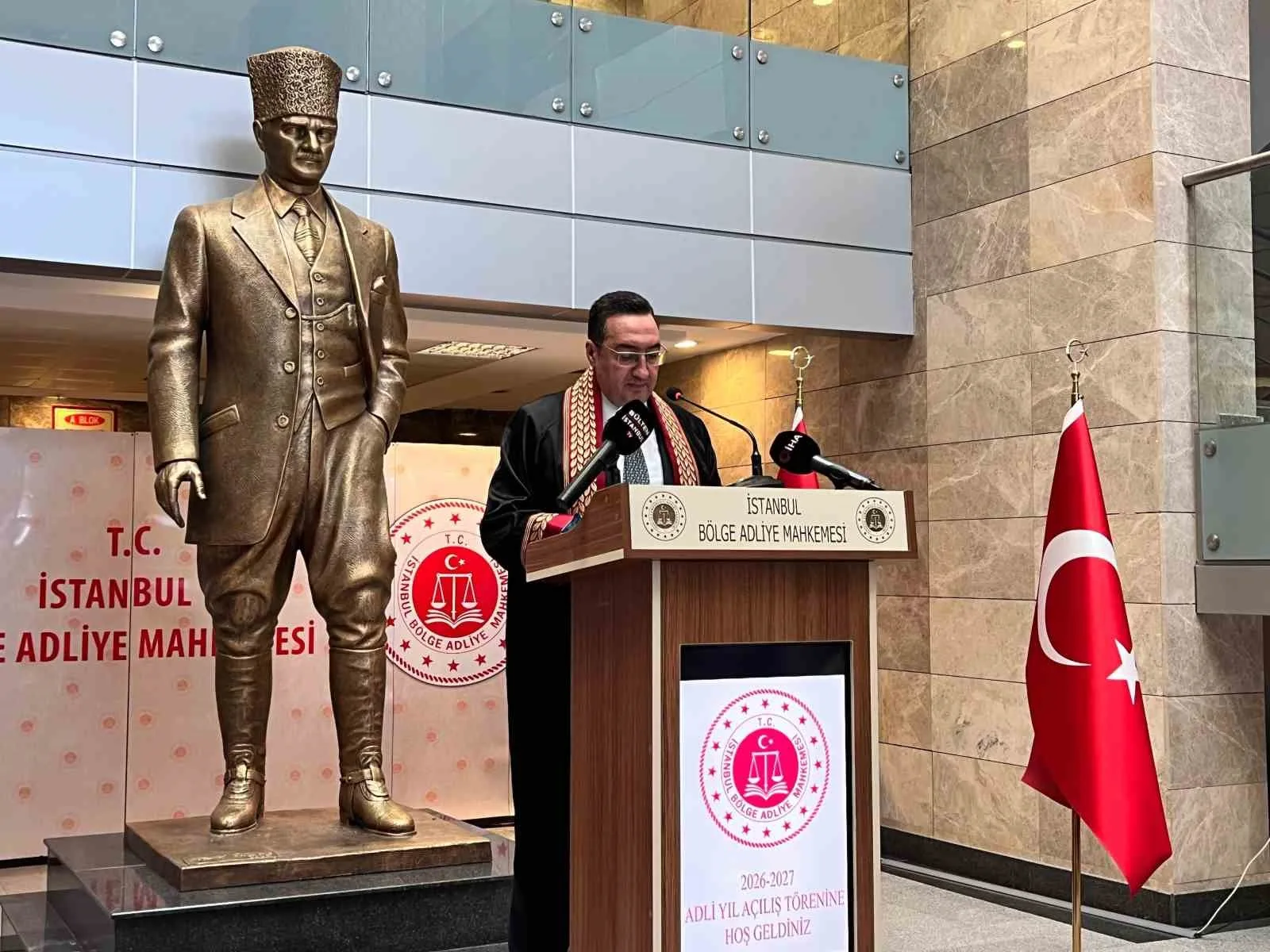 İstanbul Bölge Adliye Mahkemesi Başkanı Hazar Turan Alim: "2026-2027 adli yılı itibarıyla hukuk dairesi sayımız 71’e, ceza dairesi sayımız 42’ye yükselmiştir