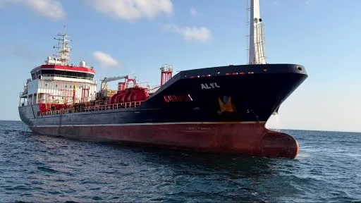 Silivri açıklarında gemilerin çarpışmasıyla ilgili bölgeden ilk fotoğraflar ortaya çıktı