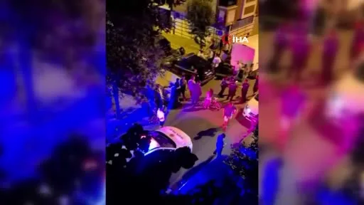 Bayrampaşa’da polisin ’dur’ ihtarına uymayan otomobil sürücüsü park halindeki araçlara çarptı: 1 gözaltı