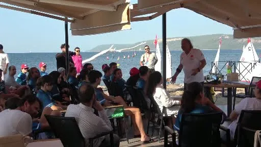 Çanakkale’de gençler, tarih için dalıp yelkenler fora dedi