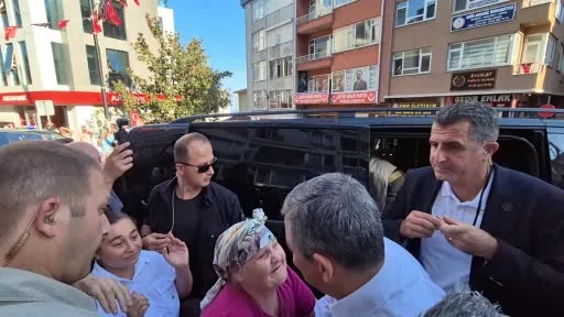 Özgür Özel Tekirdağ’da halka seslendi: "Hep beraber yürüyoruz"