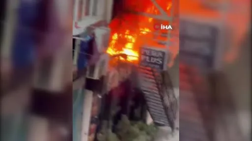 Bakırköy’de 6 katlı otelde yangın: 12 yaralı