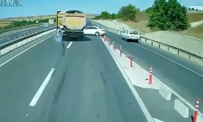 Tekirdağ’da tır şoförünün dikkati faciayı önledi: O anlar kamerada