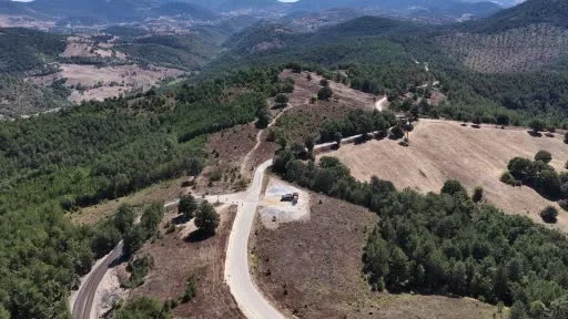 Büyükşehir, 3 ilçede 50 kilometrelik yolu yeniledi