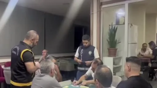 İnegöl’de polis kuş uçurtmadı, bin 412 kişi sorgulandı