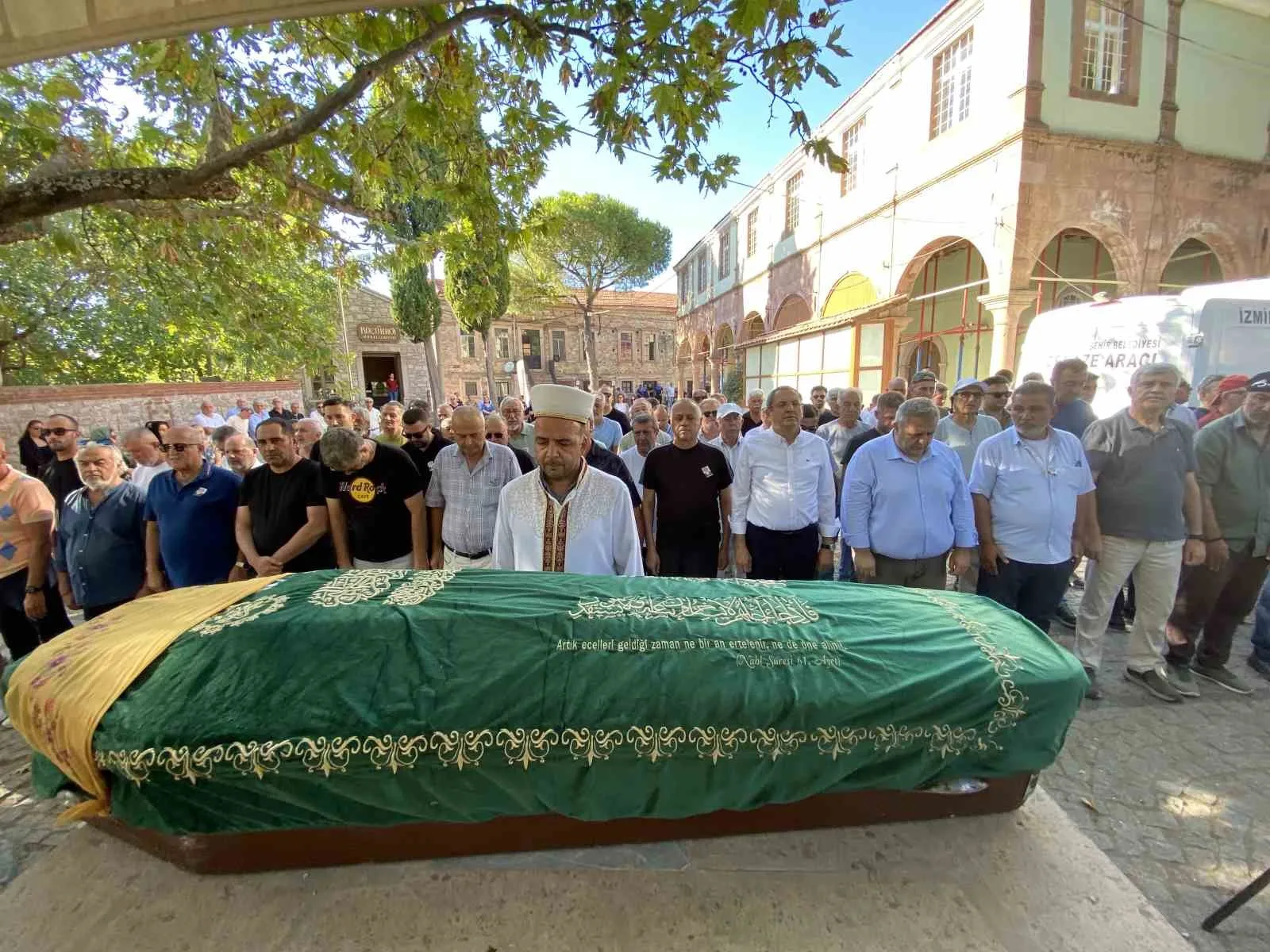 Ayvalık’ın tanınmış avukatlarından Günay Benli’nin acı günü