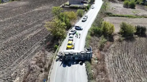 Arnavutköy’de beton mikseri dehşeti: 4 aracın karıştığı kazada 2 yaralı