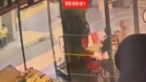 Belediyenin Fen İşleri Müdürü ve mimar sokak ortasında kavga etti