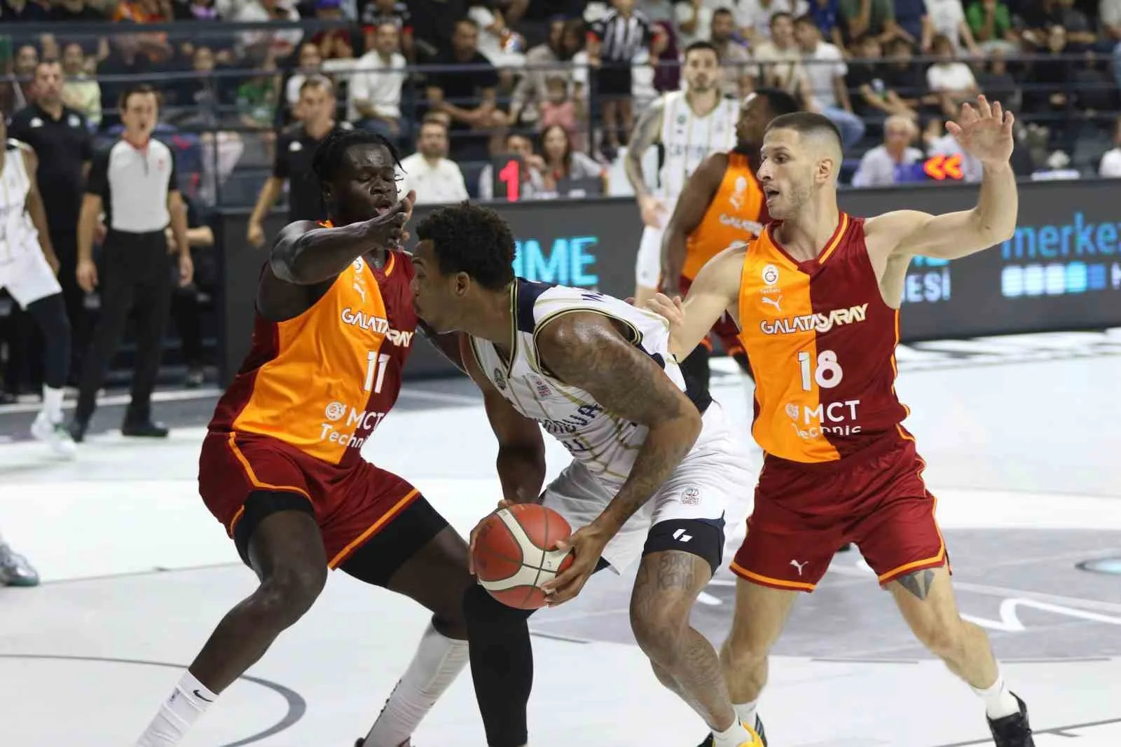 Hazırlık maçı: Çayırova Belediyesi: 75 - Galatasaray: 80
