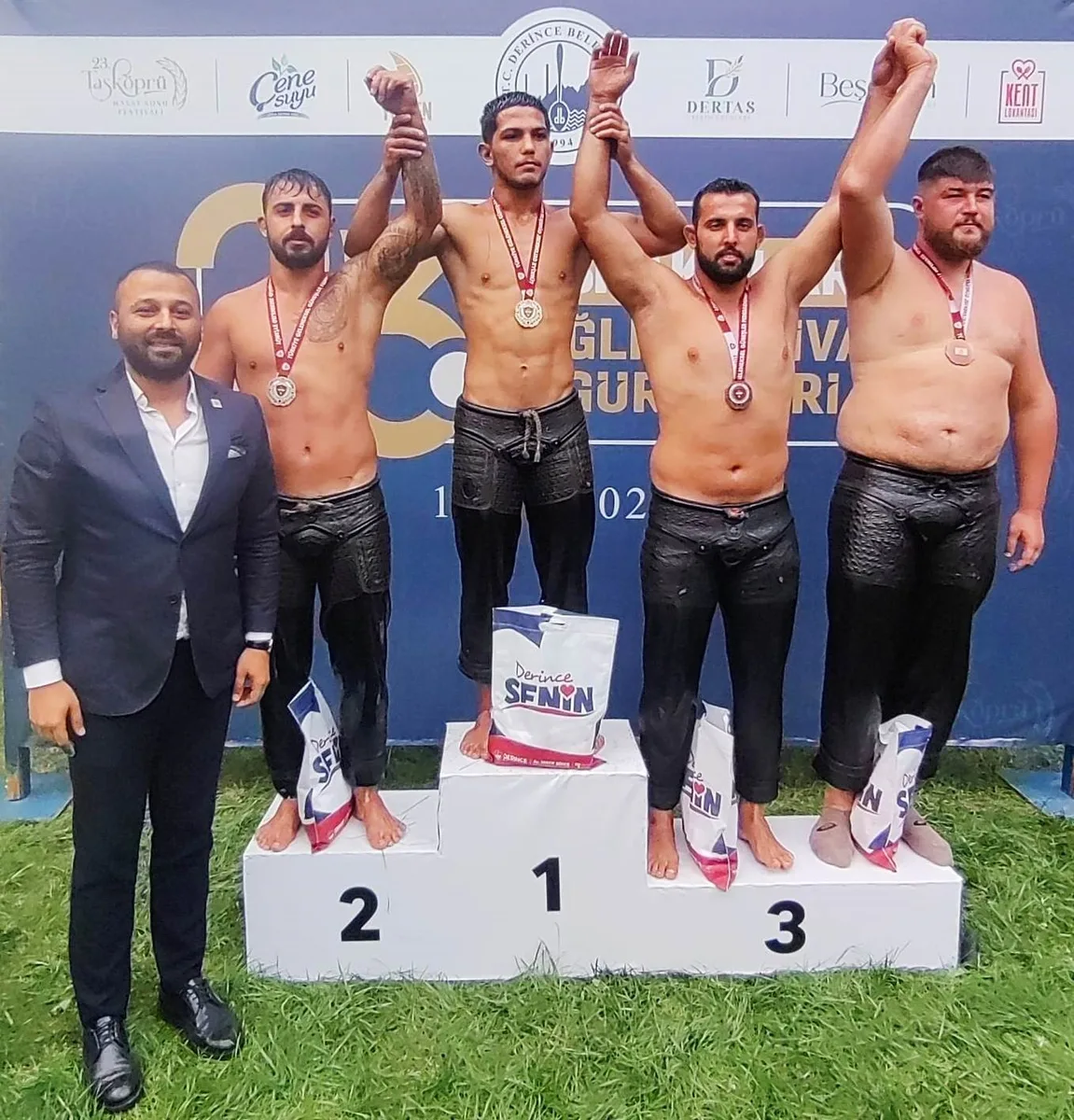 Körfez Gençlerbirliği pehlivanları İshakçılar’da madalya kazandı