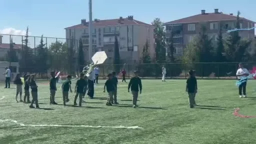 Muratlı’da gökyüzü Gazze’deki çocuklar için renklendi: "Uçurtmalar vurulmasın"