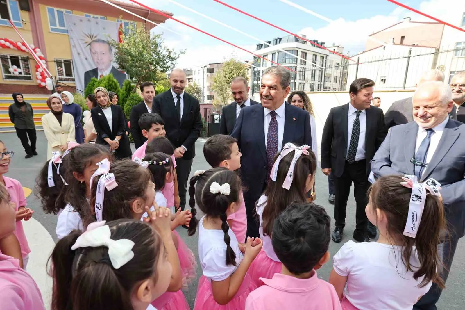Geri dönüşümden eğitime 8,5 milyon defter
