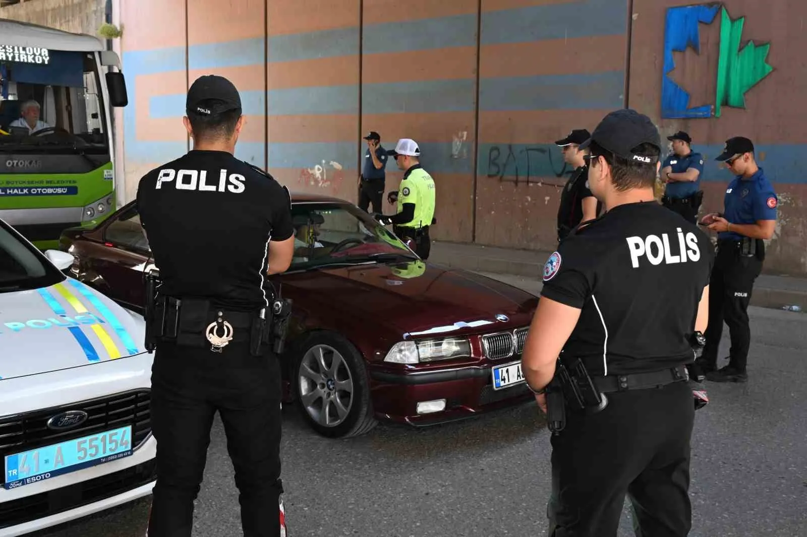 Kocaeli’de aranan 50 şahıs yakalandı