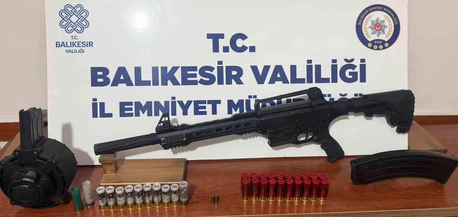 Biga’daki silahlı olayın şüphelisi Bandırma yolunda yakalandı