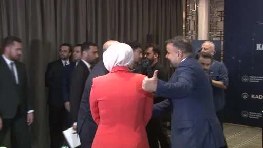 Aile ve Sosyal Hizmetler Bakanı Göktaş: "Kadınları dijital dünyanın risklerine karşı koruyan stratejik bir adım atıyoruz"