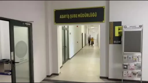 Ev soyan hırsıza yapılan operasyonda aranması olan şahıs da yakalandı