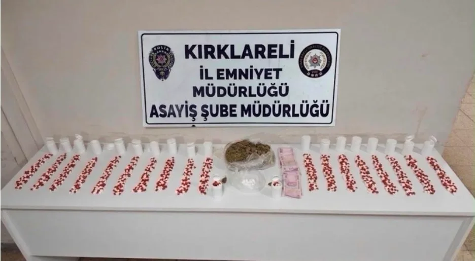 Lüleburgaz’da sırt çantasından uyuşturucu çıkan şahıs tutuklandı