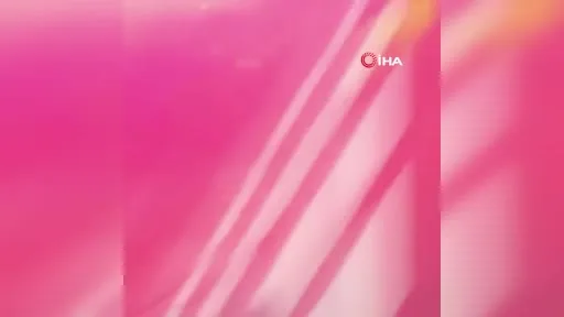 Küçükçekmece’de, kentsel dönüşüm kapsamındaki bina akşam saatlerinden kendiliğinden çöktü