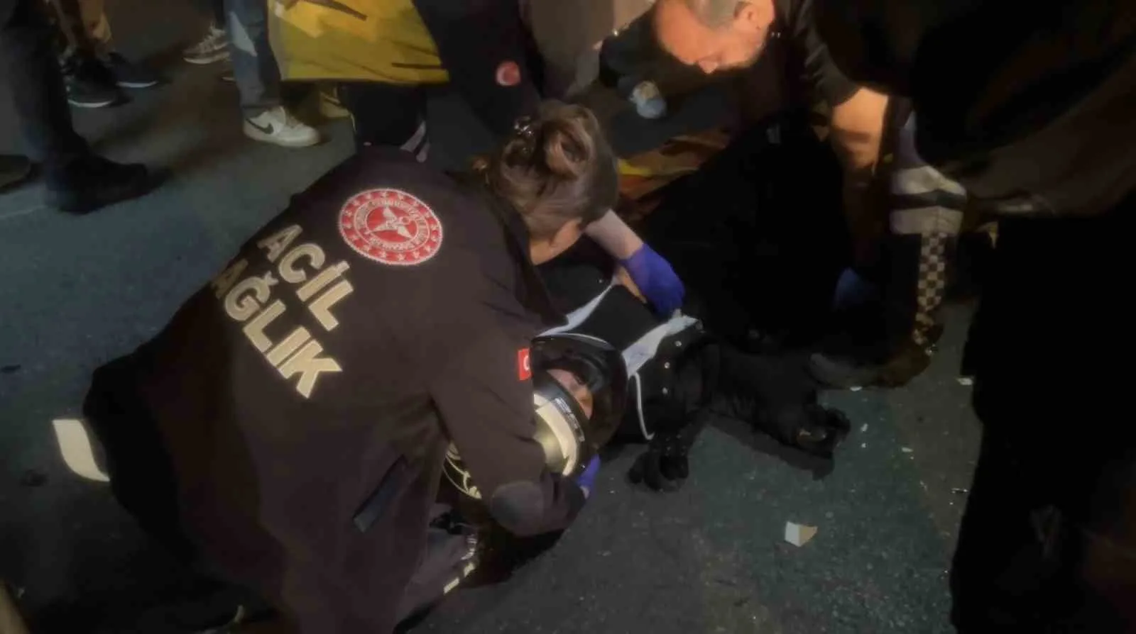 Bursa’da kavşakta motosiklet kazası: 18 yaşındaki aday sürücü ağır yaralandı