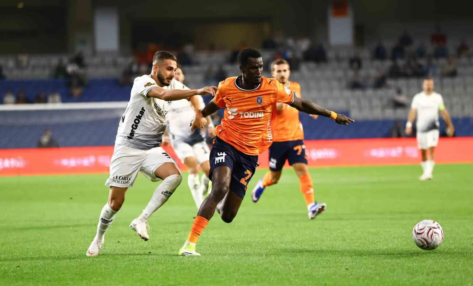 Trendyol Süper Lig: Başakşehir FK: 4 - Gençlerbirliği: 0 (Maç sonucu)
