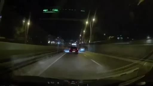 Makas atarak trafiği tehlikeye attı