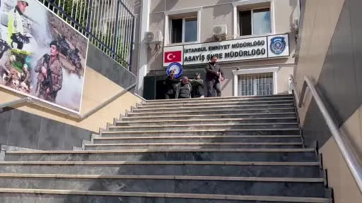 Uyuşturucudan hakkında 10 yıl hapis cezası bulunan firari hükümlü yakalandı: Üzerinden başkasının kimliği çıktı
